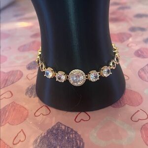 Pretty Bird Gold plated Bracelet with Sparkling Stones 7-8" includes extender.